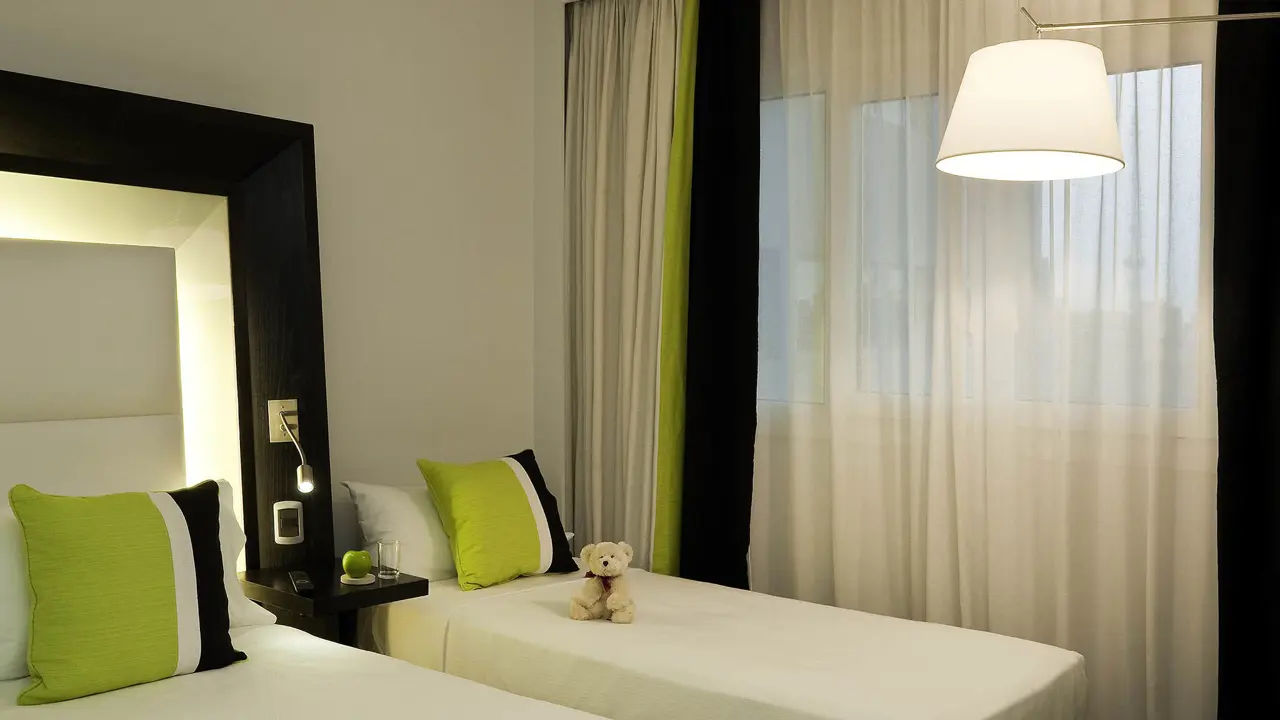 Novotel Buenos Aires, Buenos Aires, twin room