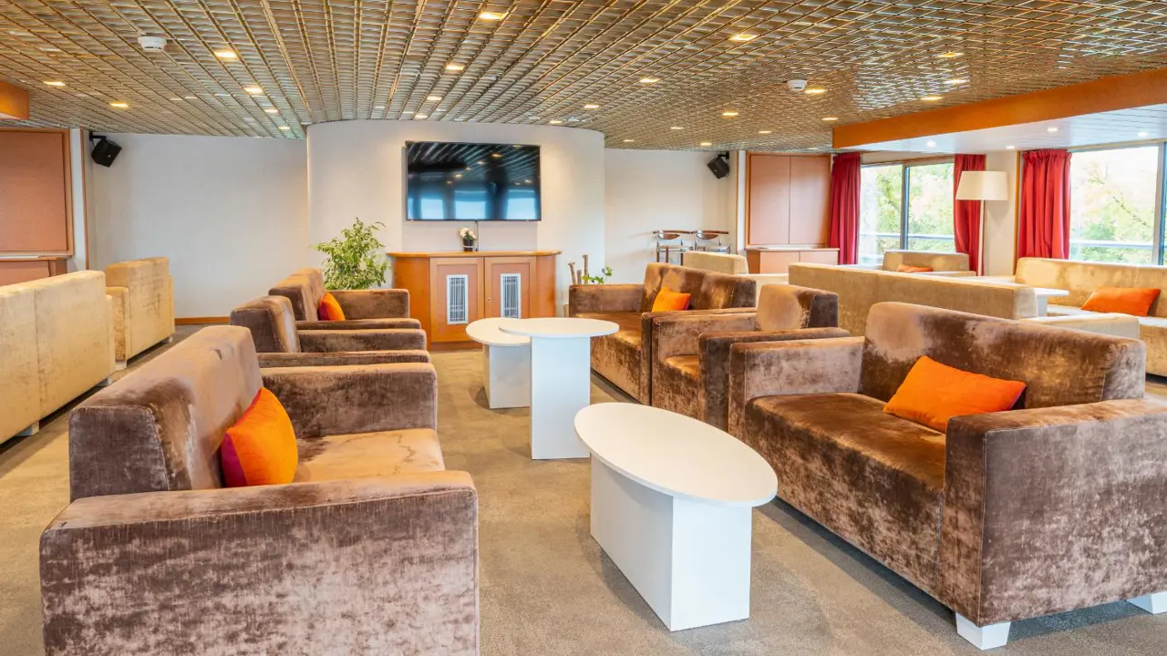 MS Beethoven piano bar