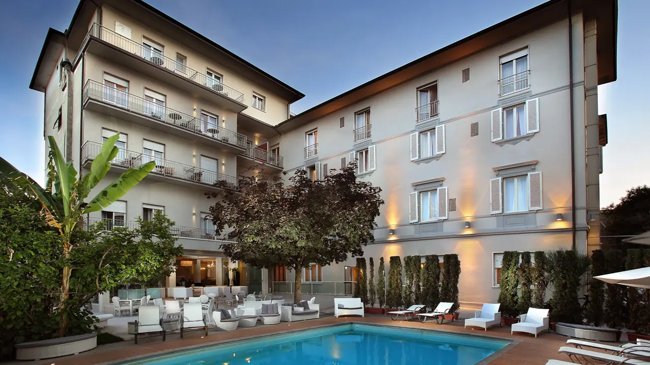 Hotel Manzoni, Montecatini, exterior