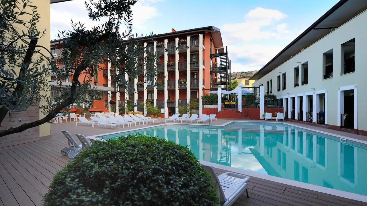 Club Hotel la Vela, Torbole, Pool