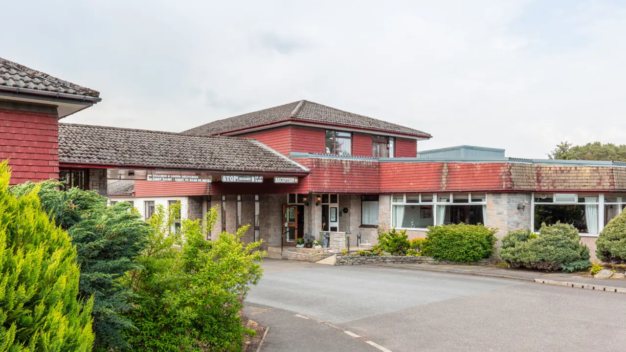 Highlander Hotel, Newtonmore, Exterior2