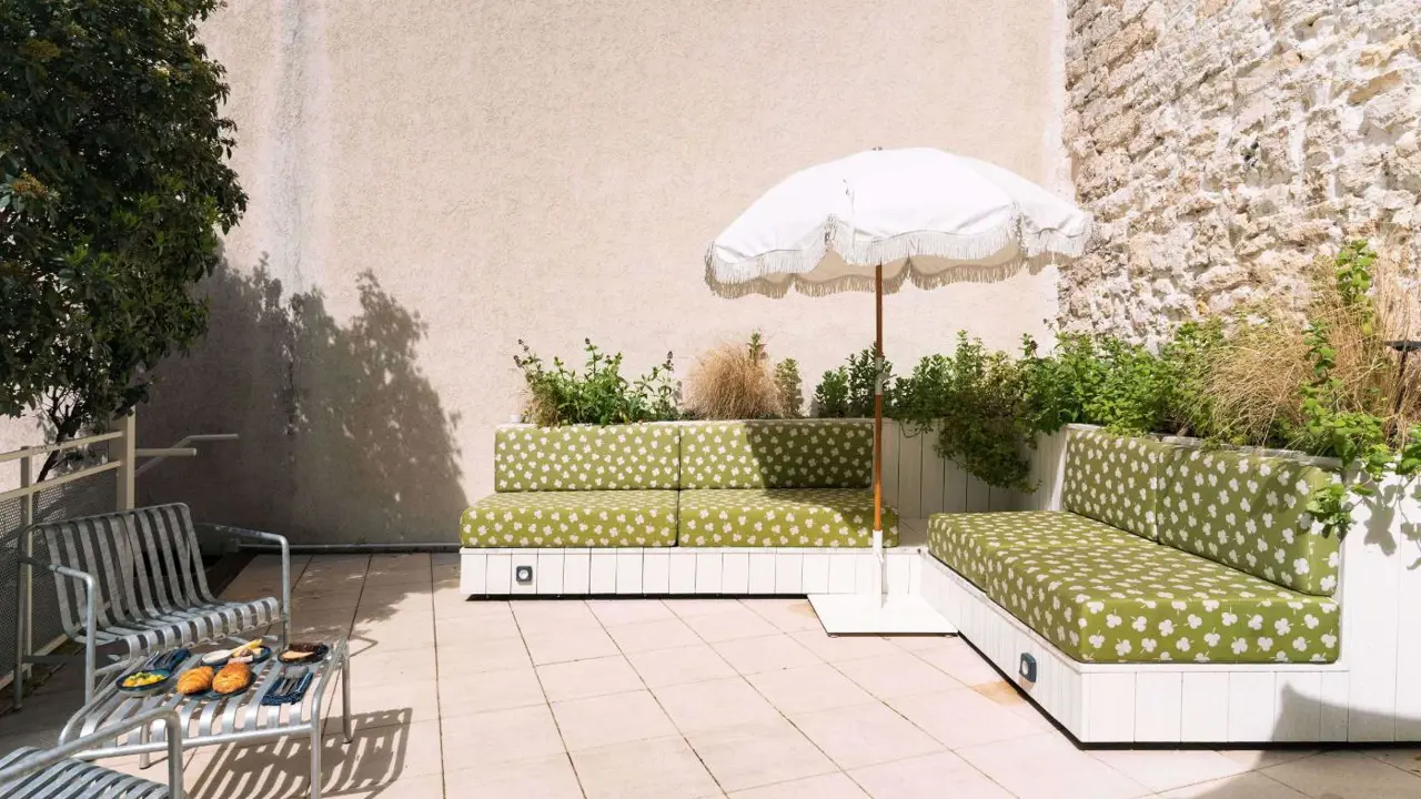 Hotel Rosalie, Paris, Garden Seating