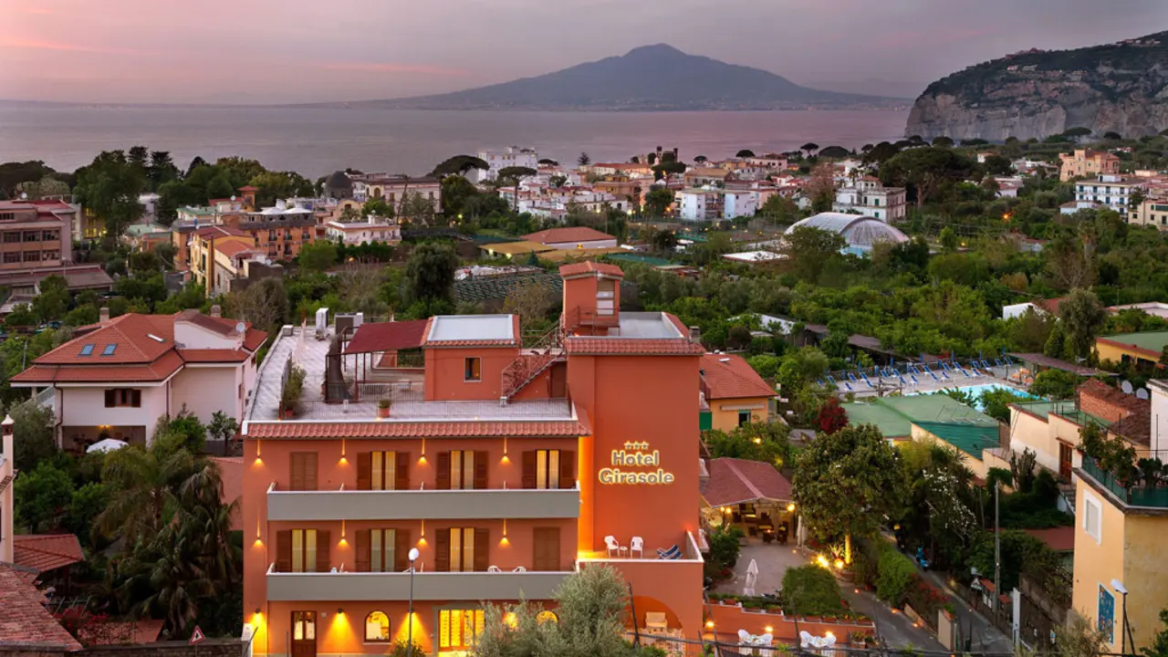 Hotel Girasole, Sorrento, Exterior