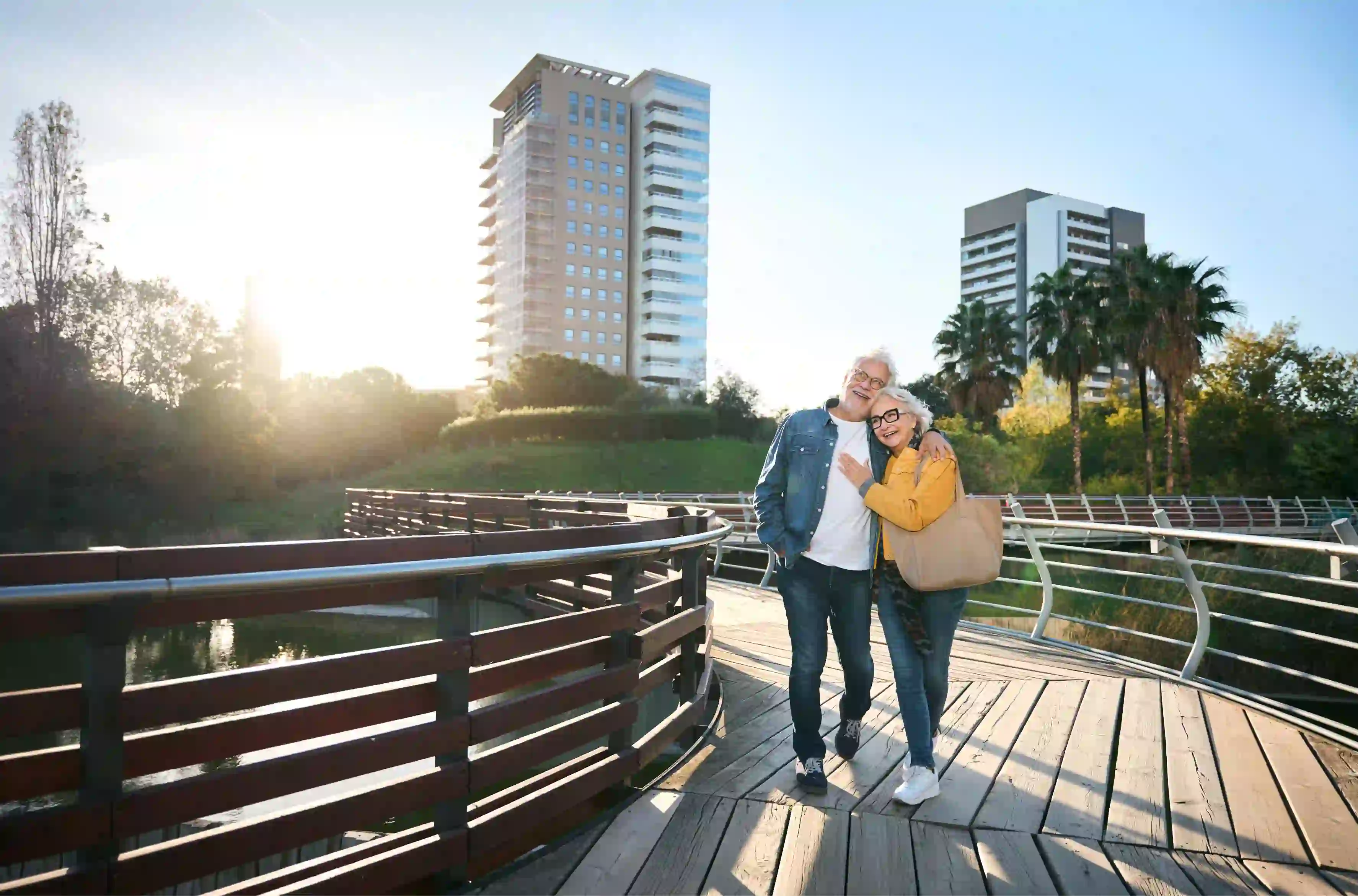 AS 1200373758 Couple Romantic Walk