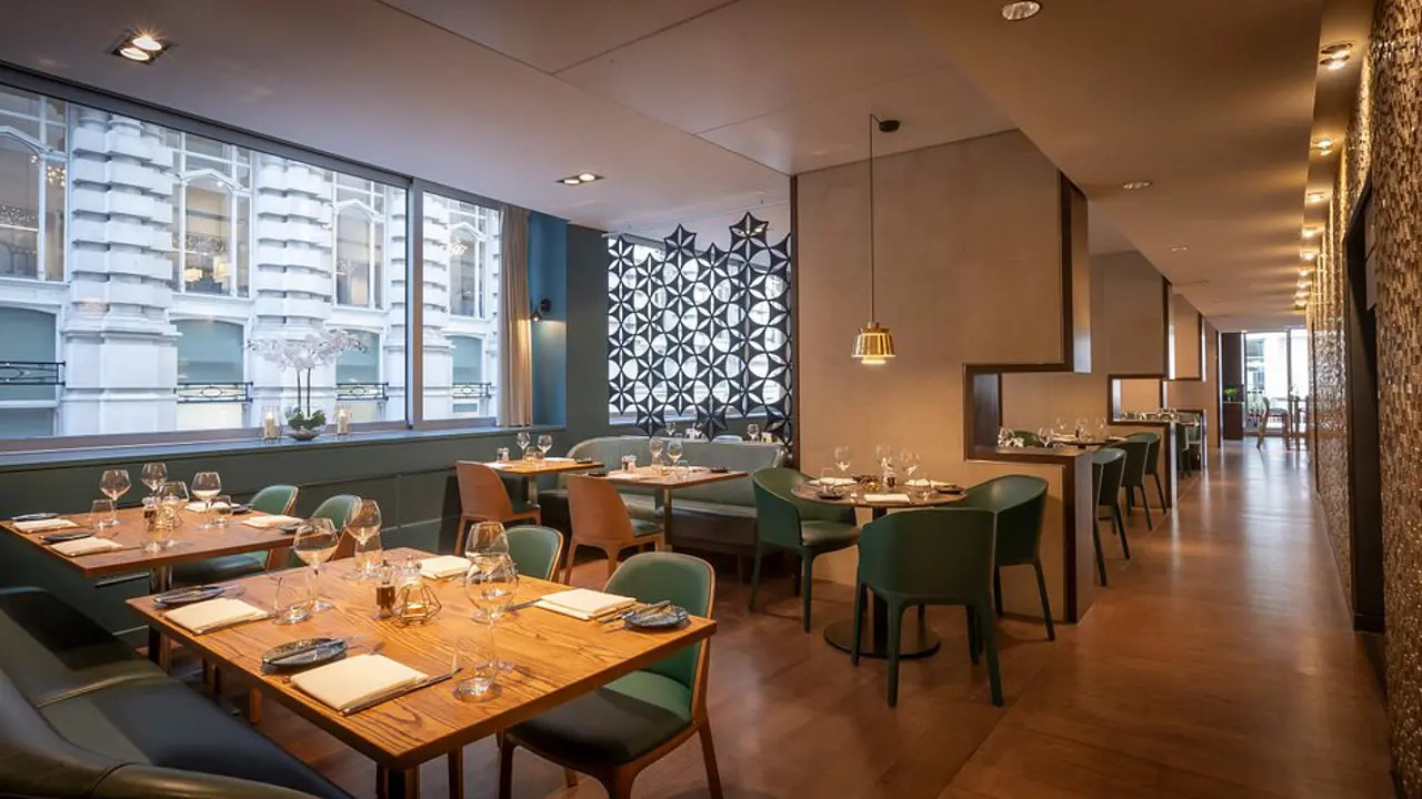 Clayton Hotel, London Wall, London, Dining