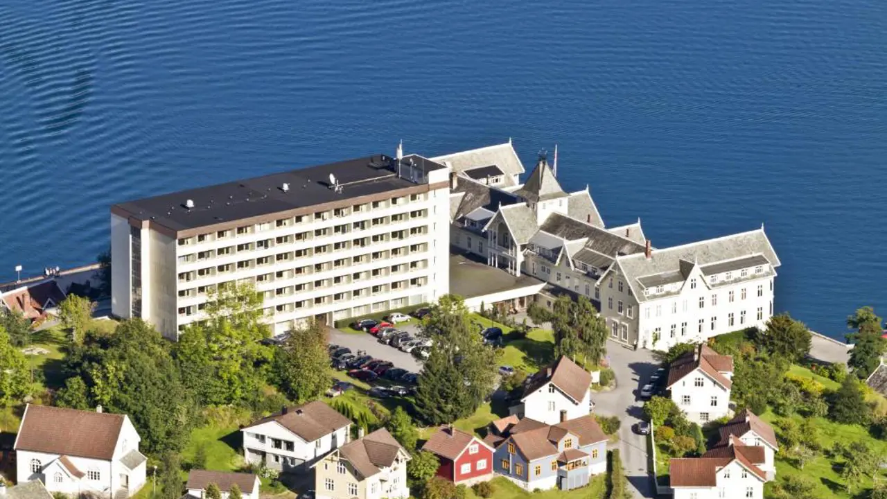 Kviknes Hotel, Balestrand, Exterior View