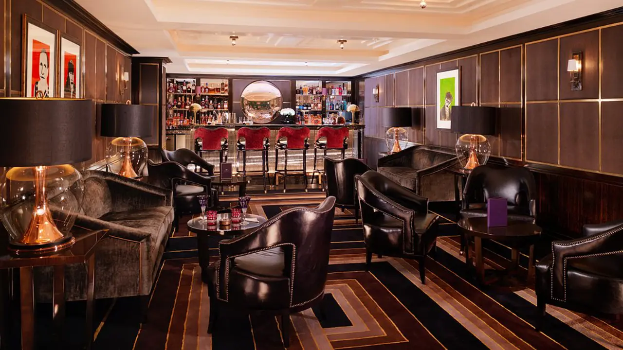 Flemings Mayfair, London, Bar