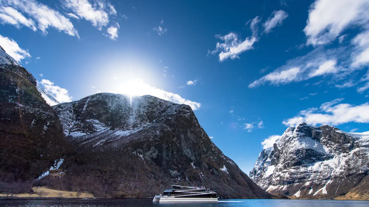 Boat cruise, Nærøyfjord
