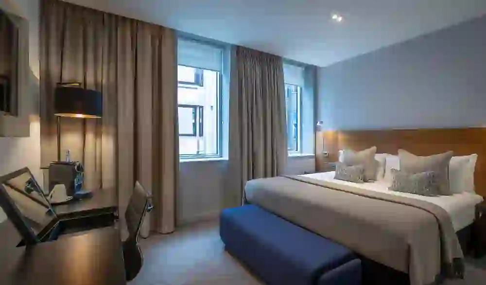Clayton Hotel, London Wall, London, Bedroom