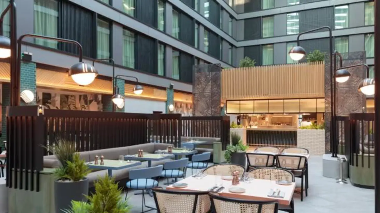 Holiday Inn West Drayton 6174328956 4X3