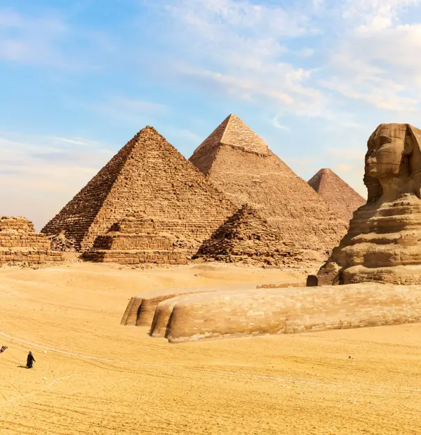 Great Sphinx and pyramids of Giza, Cairo