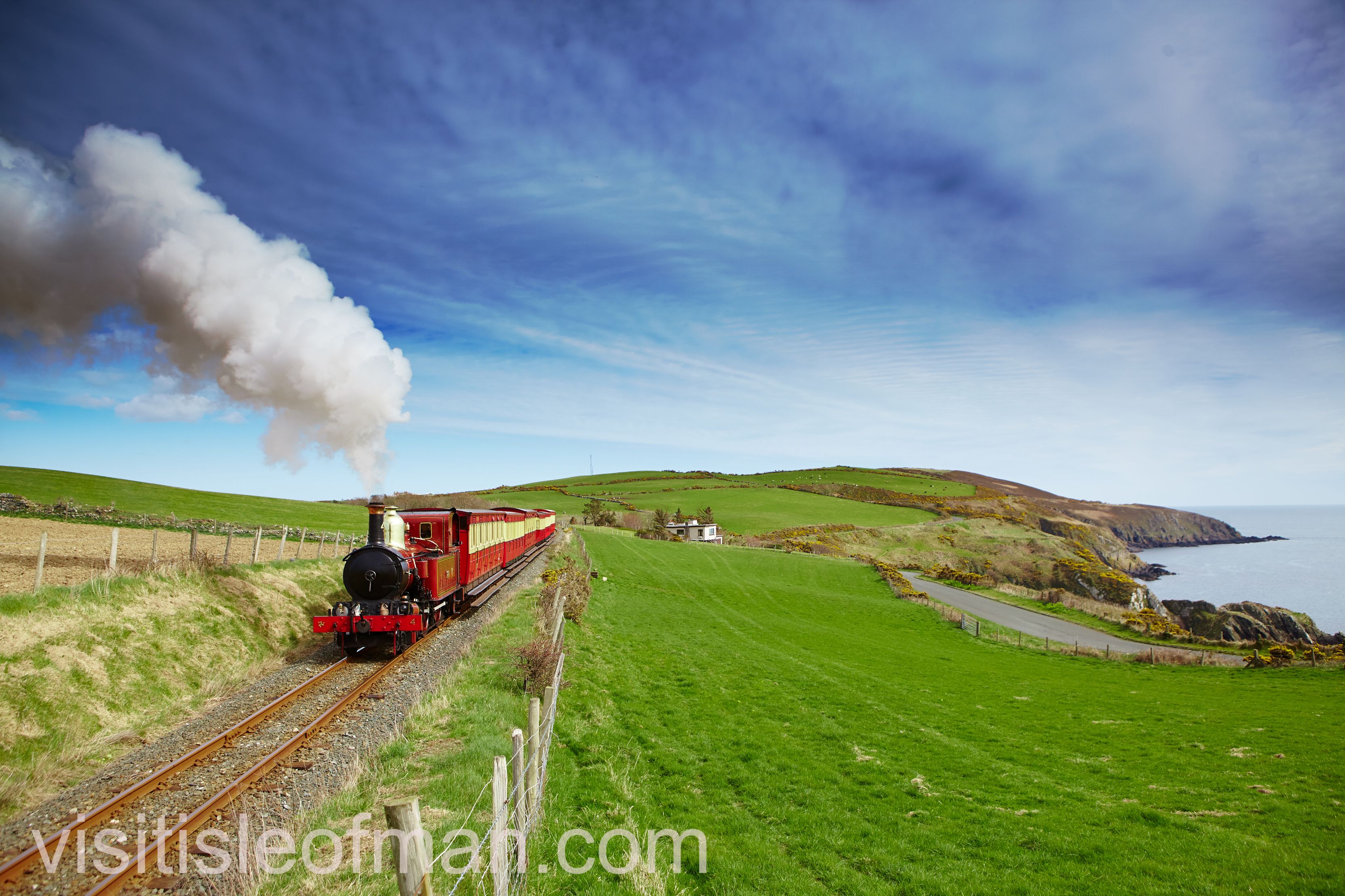 Steam Train Isle Of Man 38547300490 59Ac4f809d O (1)