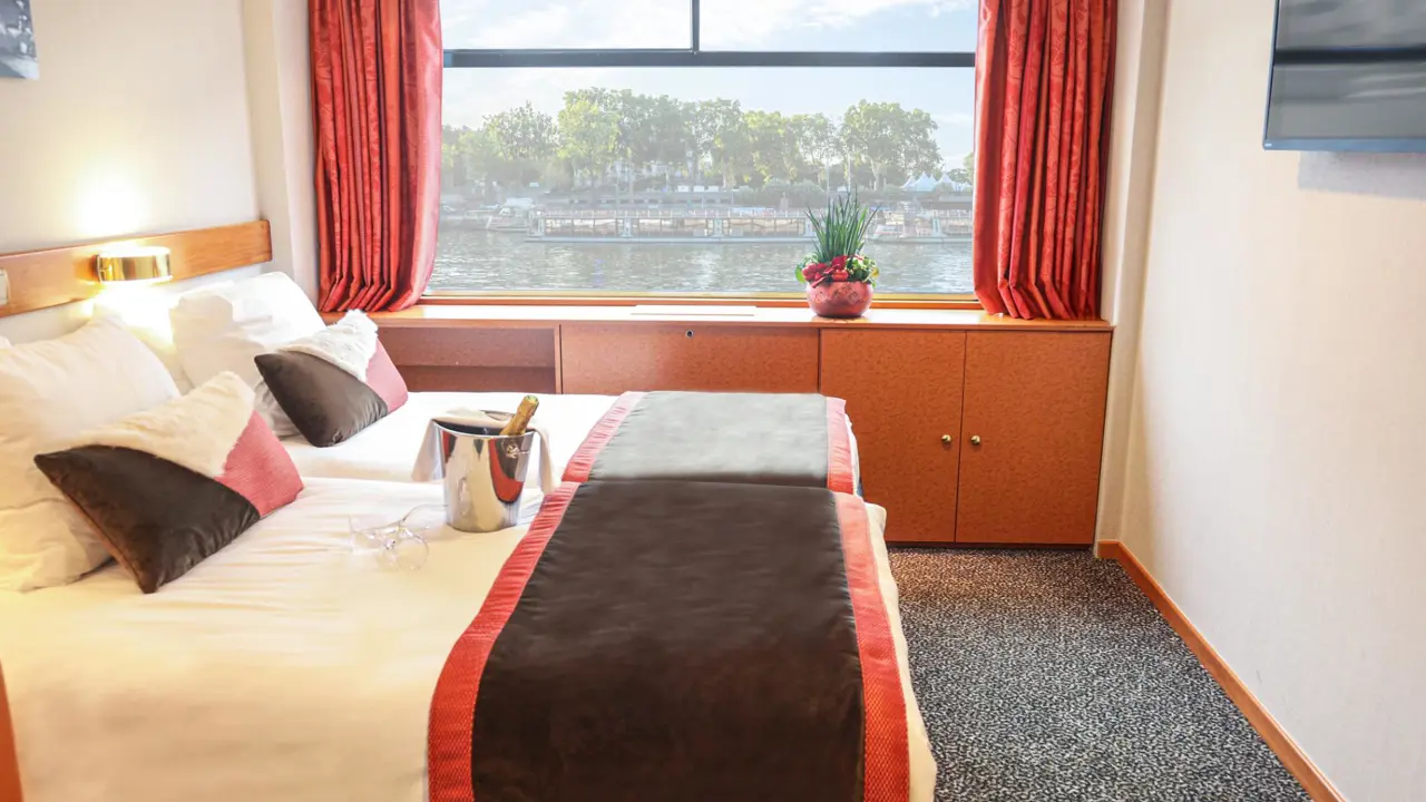 MS Seine Princess cabin