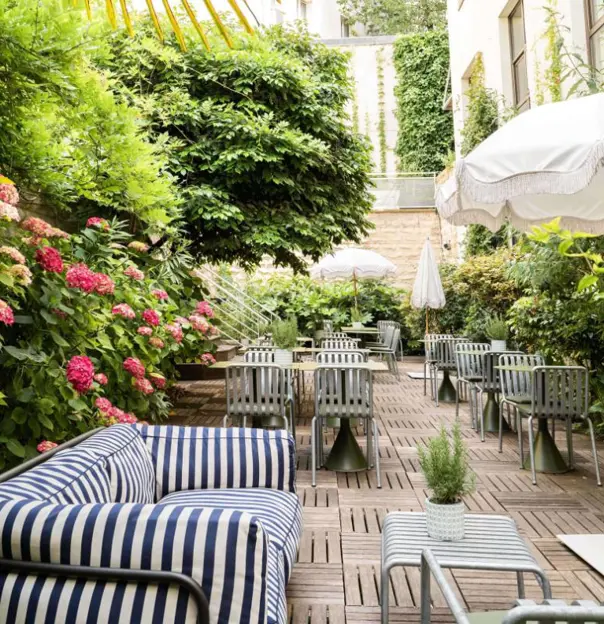 Hotel Rosalie, Paris, Garden