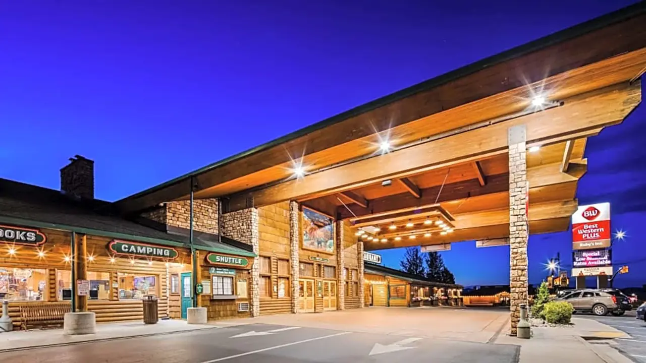 Ruby’s Inn, Bryce Canyon City, exterior
