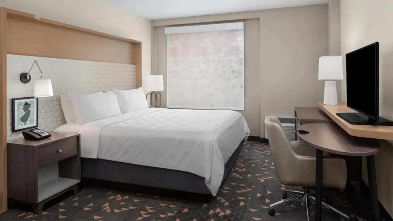 Holiday Inn, Hasbrouck Heights, double bedroom