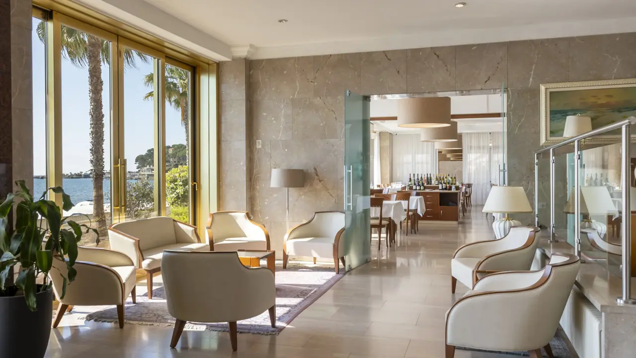 Diano Marina Lounge
