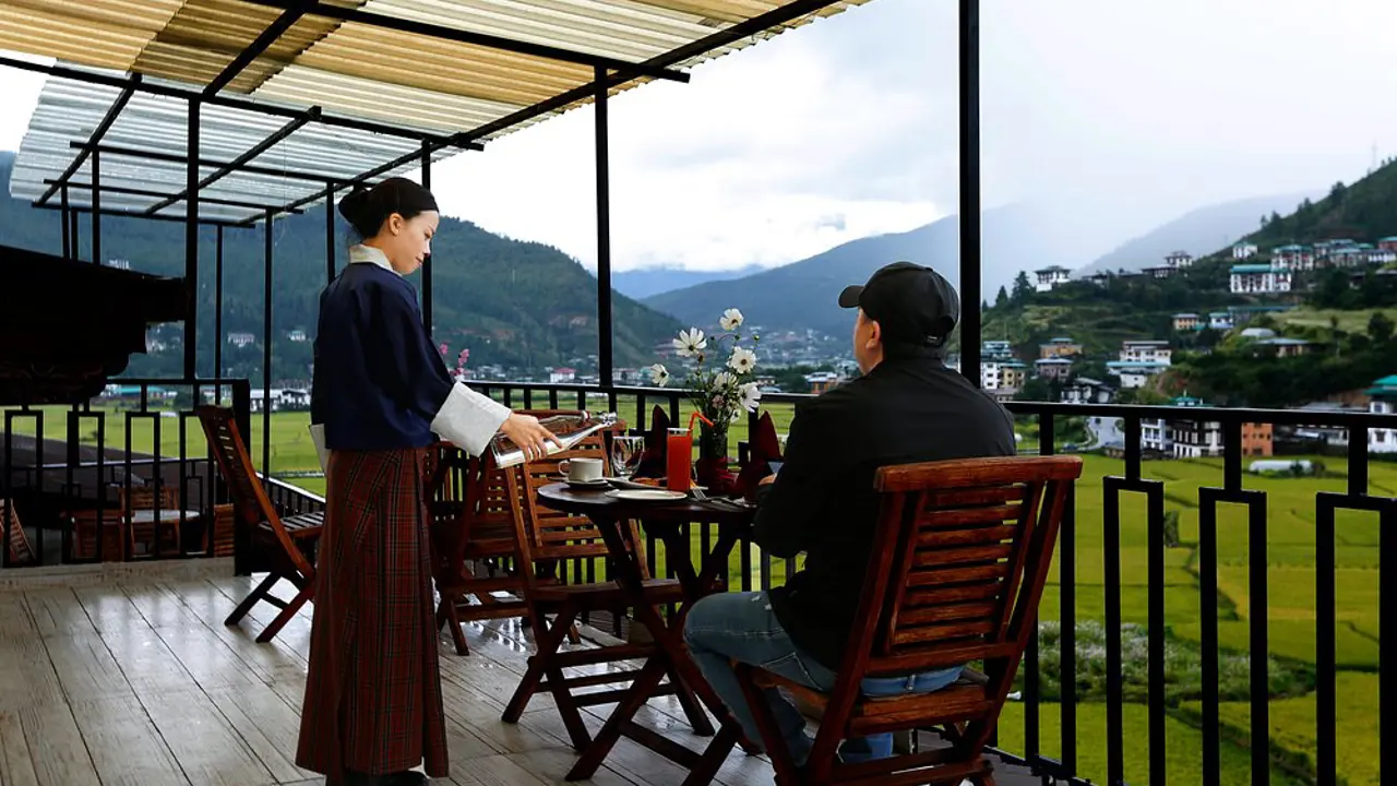 Hotel Kaachi Grand, Paro, terrace