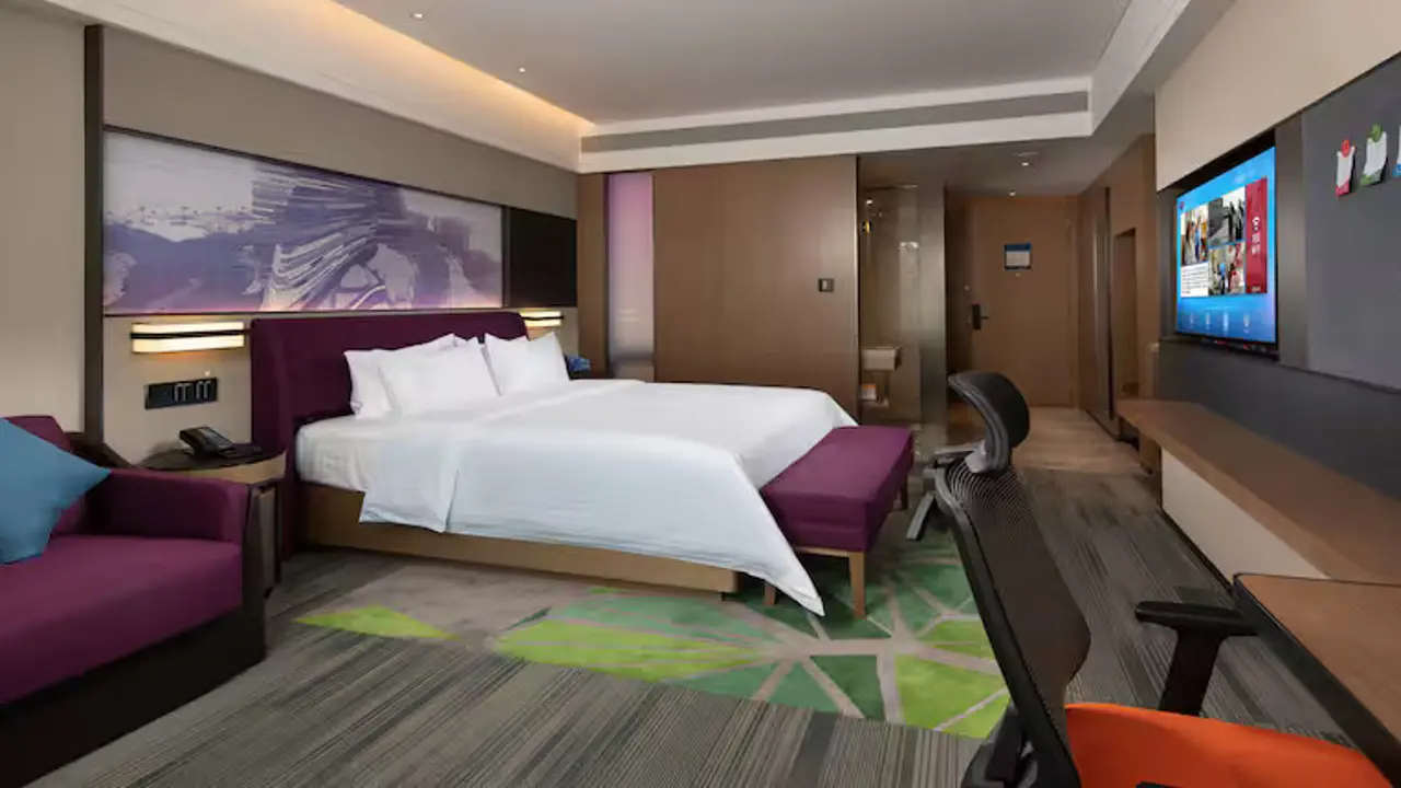 Hampton by Hilton Beijing Guomao CBD, Beijing, bedroom