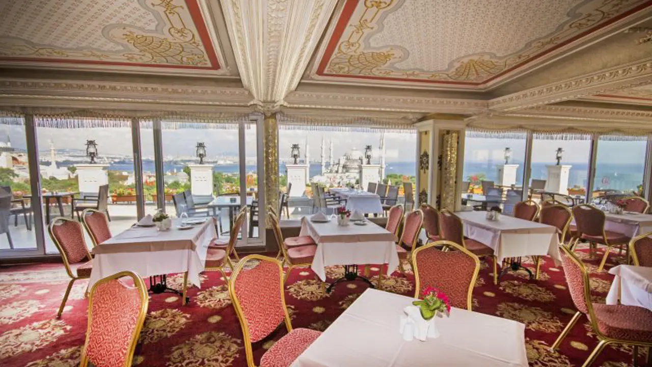 Deluxe Golden Horn Hotel, Istanbul, dining