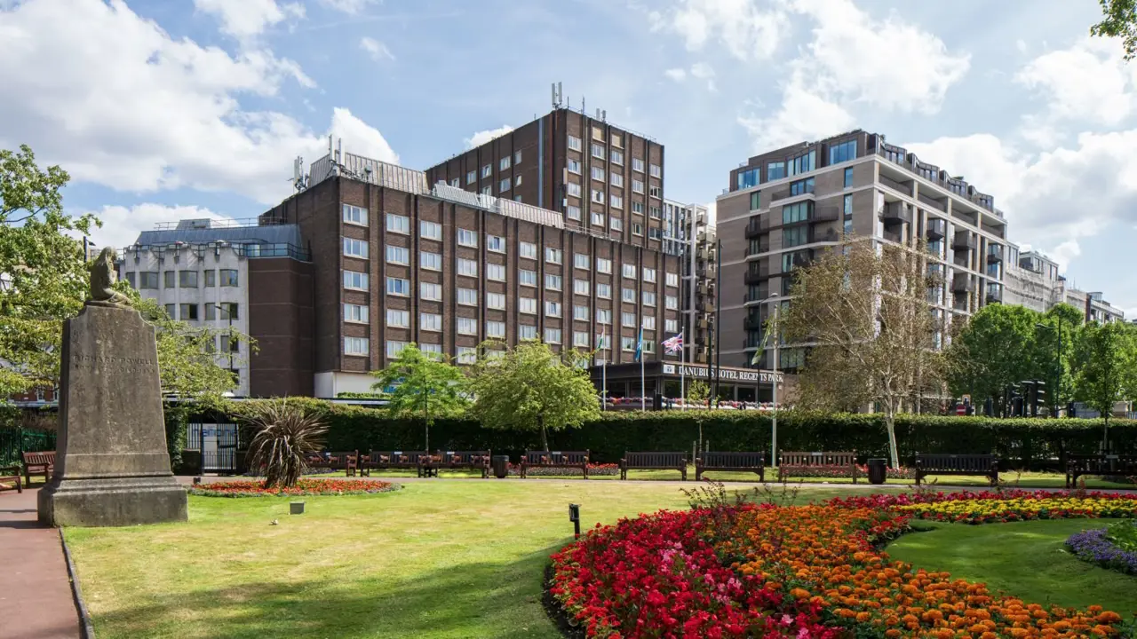 Danubius Regent’S Park, London, Exterior
