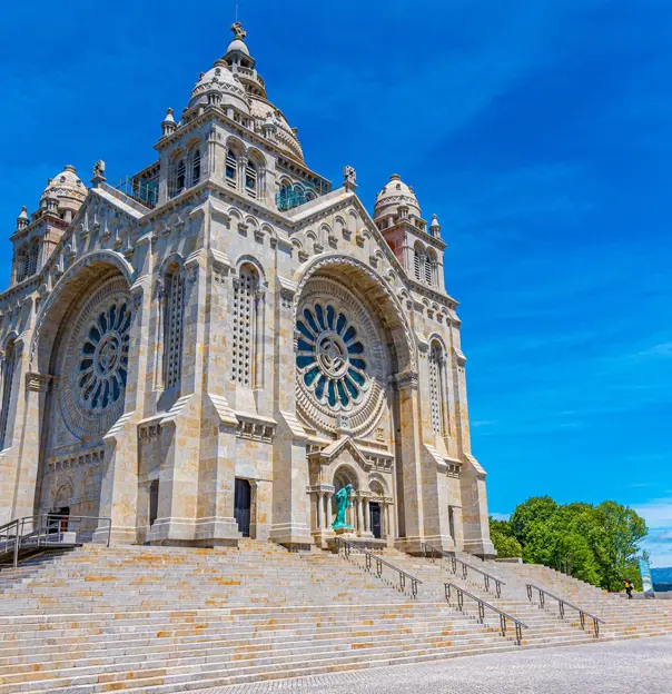 Basilica de Santa Lucia, Viana do Castelo, Portugal 