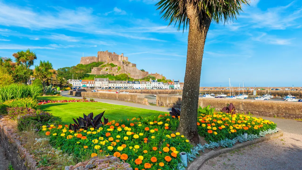 Norfolk Hotels In St Helier Jersey Star St Helier Holidays Tours