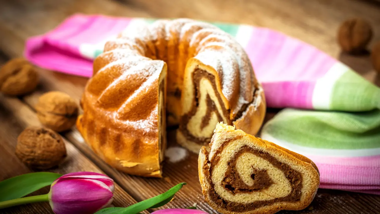 Potica, traditional Slovenia dessert