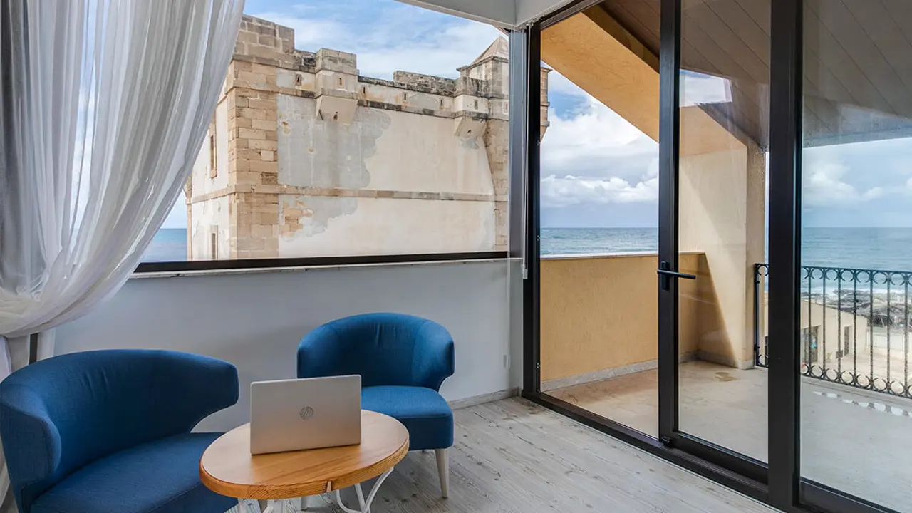 La Tonnara Di Bonagia Resort, Valderice Suite Balcony
