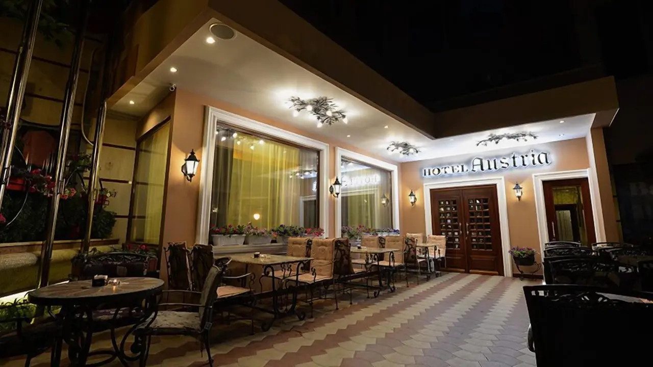 Hotel Austria, Tirana, exterior