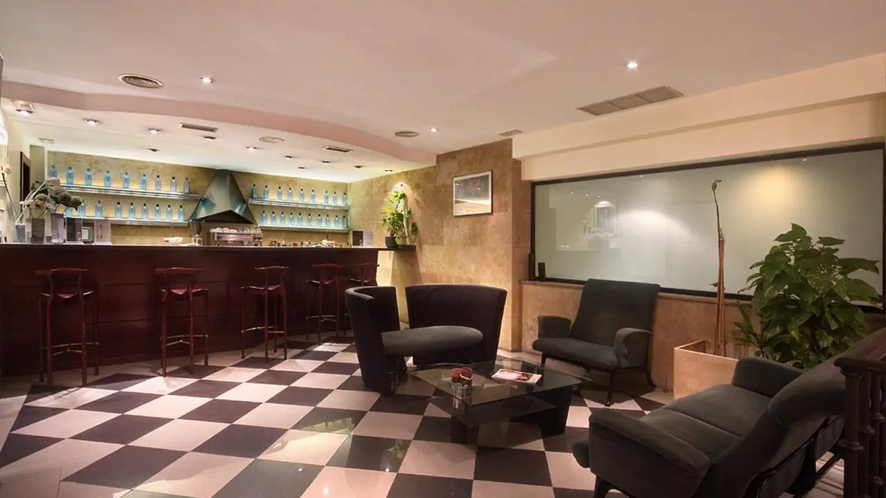 Hotel Silken Rona Dalba, Salamanca, bar