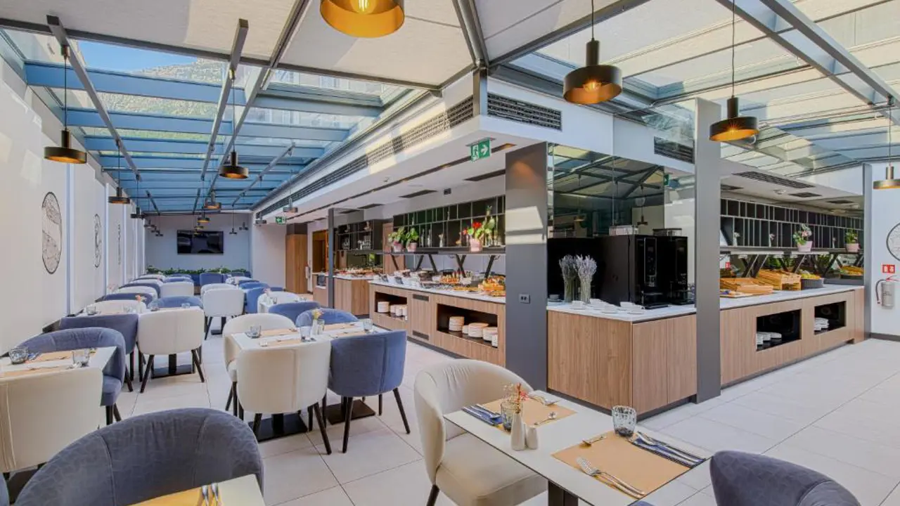Hotel Noemia, Baška Voda, dining