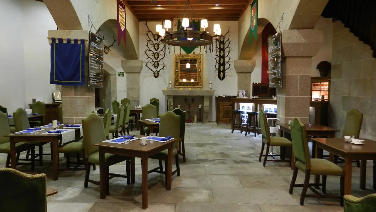 Parador de Vilalba, Vilalba, dining