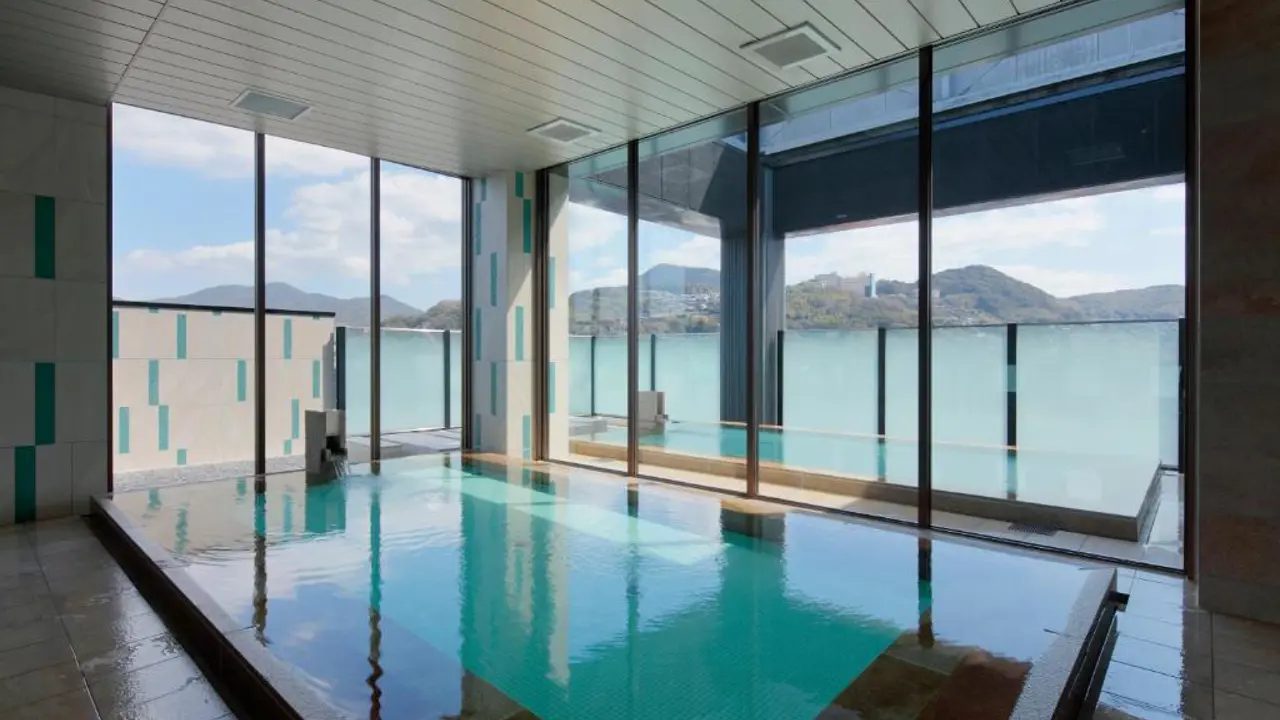 Candeo Hotels Nagasaki Shinchi, Nagasaki, pool