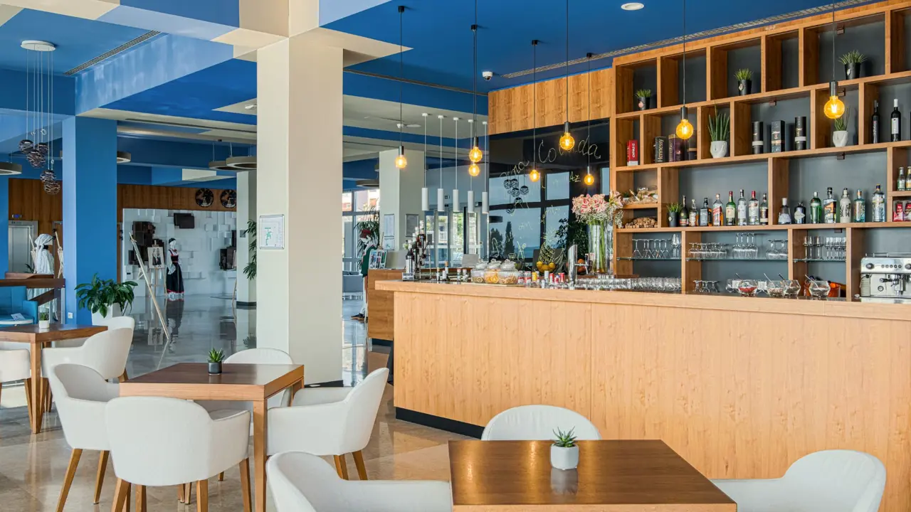 Hotel Katarina, Selce, Bar