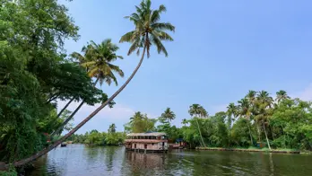 AS 49602800 Traditional Houseboat, Kerala, India