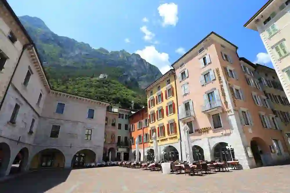 Hotel Portici, Riva Del Garda, Exterior
