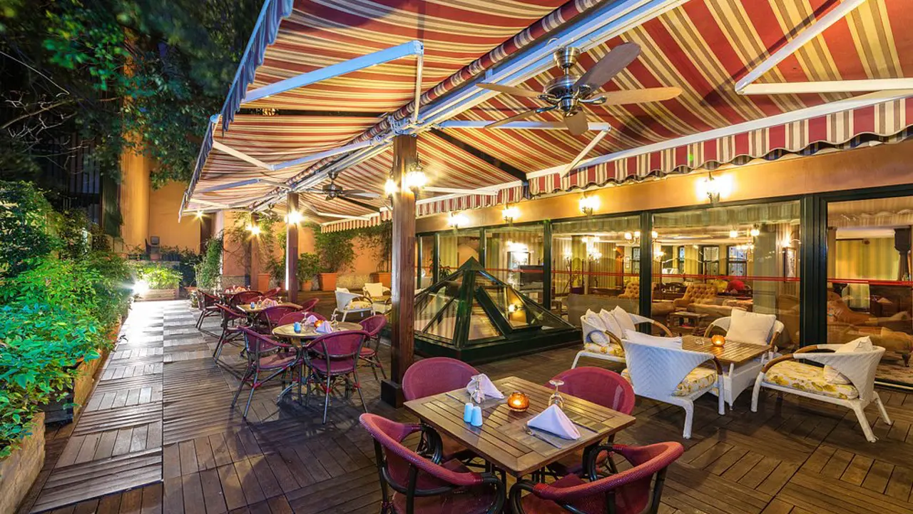Grand Yavuz Hotel, Istanbul, terrace