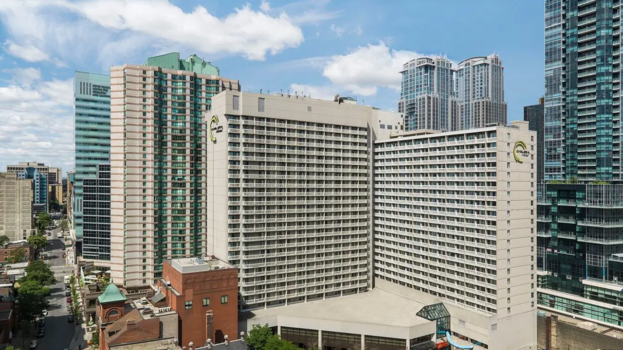 The Chelsea, Toronto, exterior