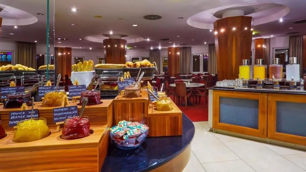 Hotel Don Giovanni, Prague, dining