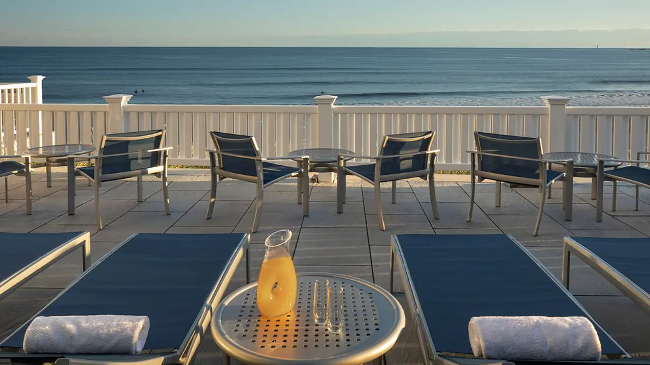 Nantasket Beach Resort, Hull, terrace