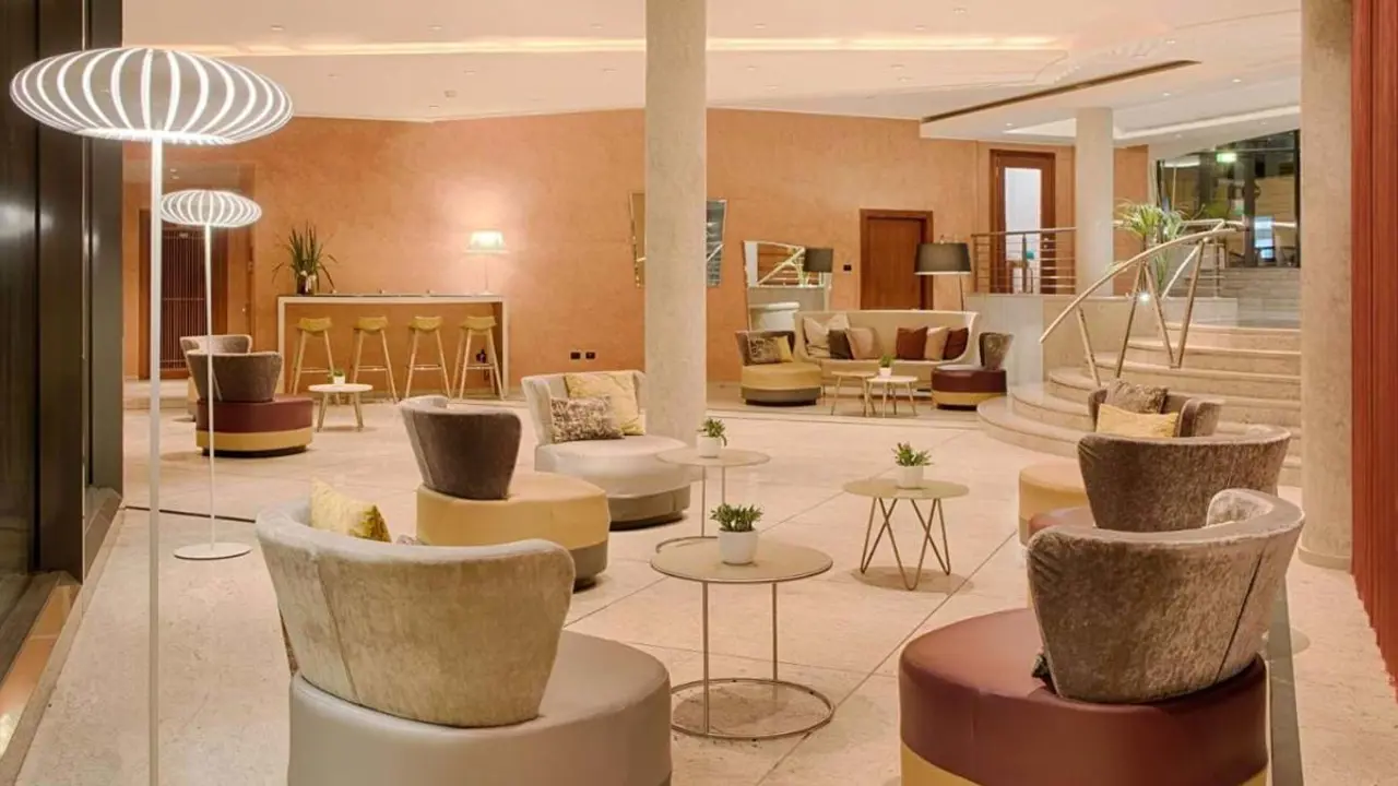 Hotel NH Lecco Pontevecchio, Lecco, Lounge