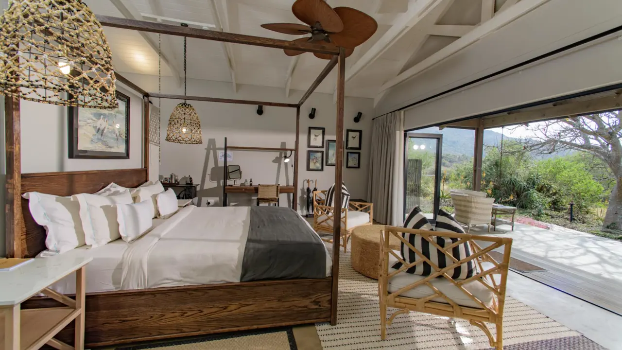 Valley Lodge, Babanango Game Reserve, Romance Suite1
