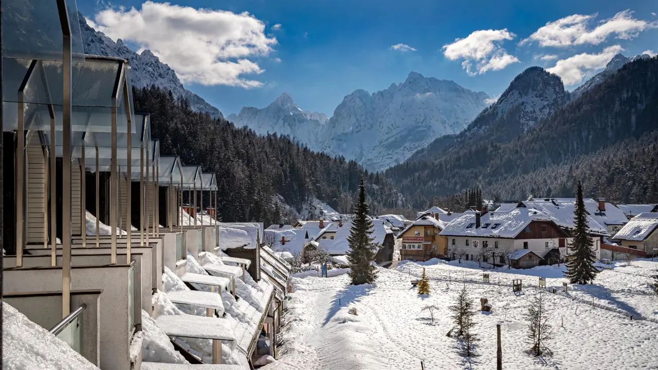 Hotel Kompas, Kranjska Gora, Winter