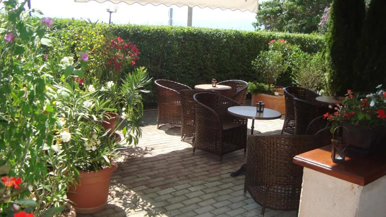 Villa Dea, Ohrid, garden
