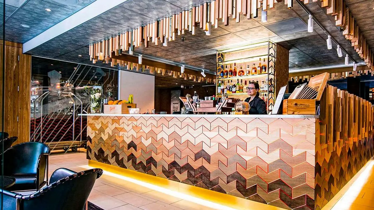 Klaus K Hotel, Helsinki, bar
