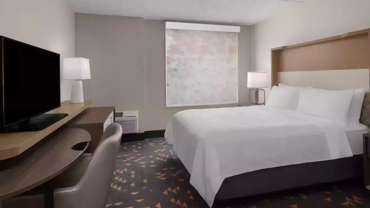 Holiday Inn, Hasbrouck Heights