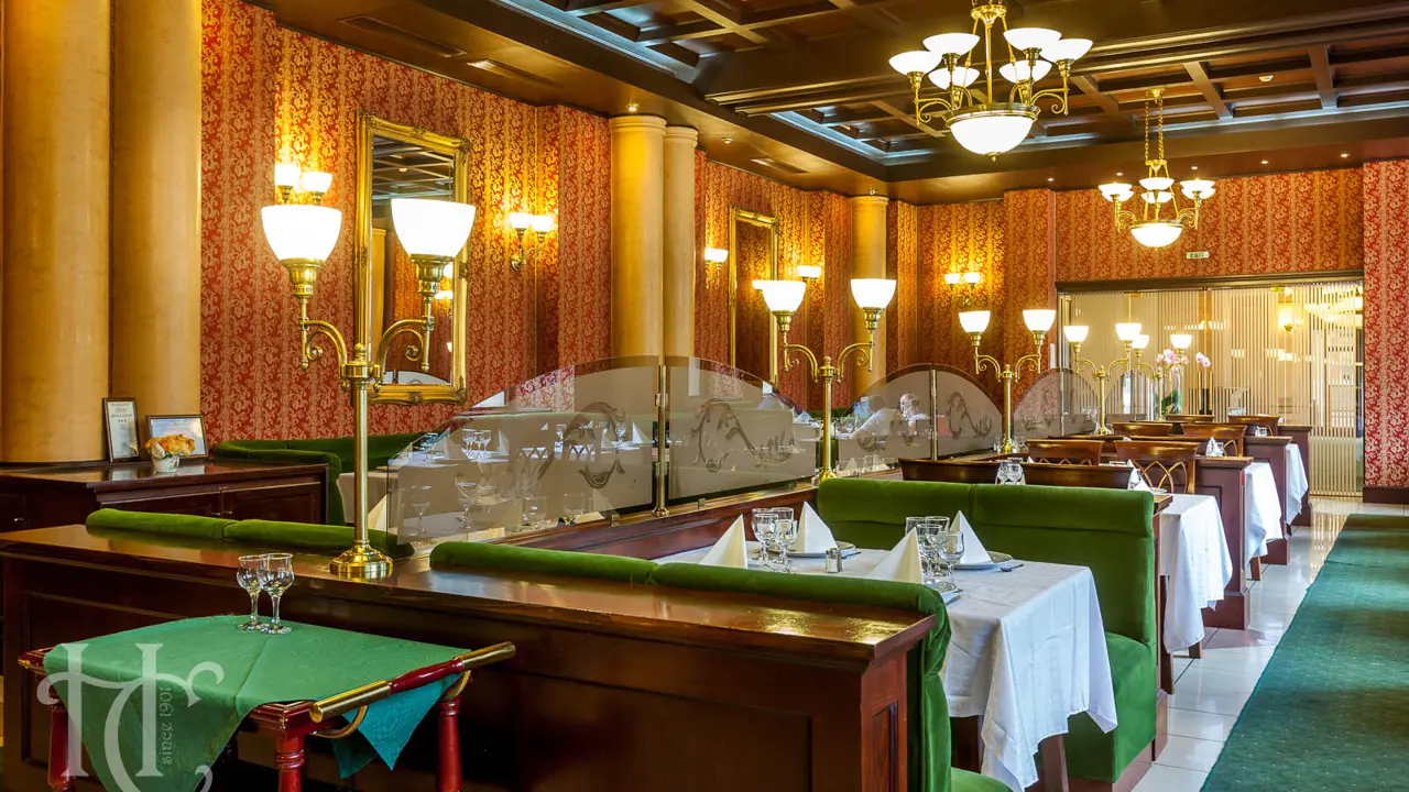 Hotel Capitol, Bucharest, dining