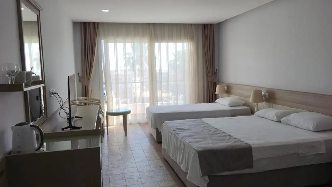 Altinkaya Hotel, Kyrenia, New Room