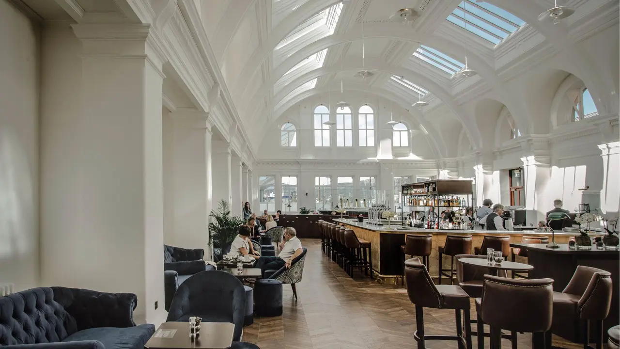 Titanic Hotel, Belfast, Bar